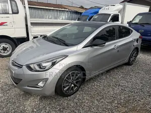 Hyundai Avante 2015 Gray