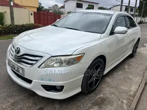 Toyota Camry LE 4dr Sedan (2.5L 4cyl 6AM) 2010 White