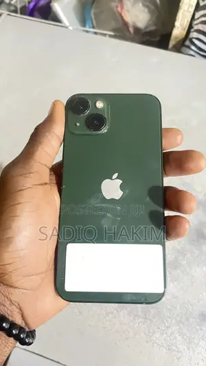 Apple iPhone 13 128 GB Green