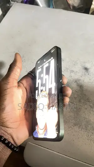 Apple iPhone 13 128 GB Green