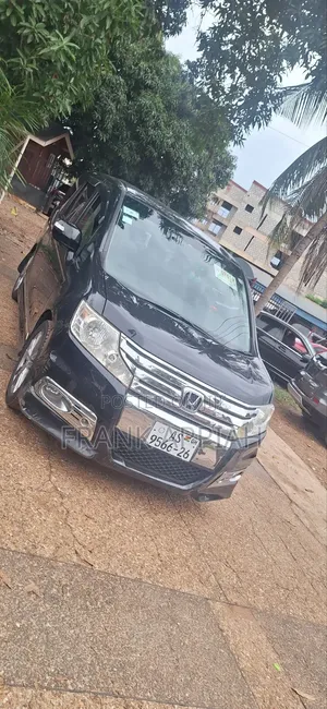 Honda Stepwgn 2014 Black