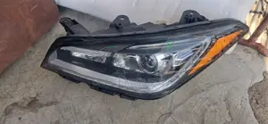 Hyundai Genesis 2017 Headlight Left