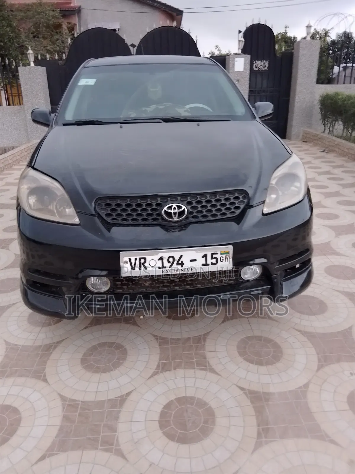 Toyota Matrix Hatchback FWD (1.8L 4cyl 5M) 2010 Black