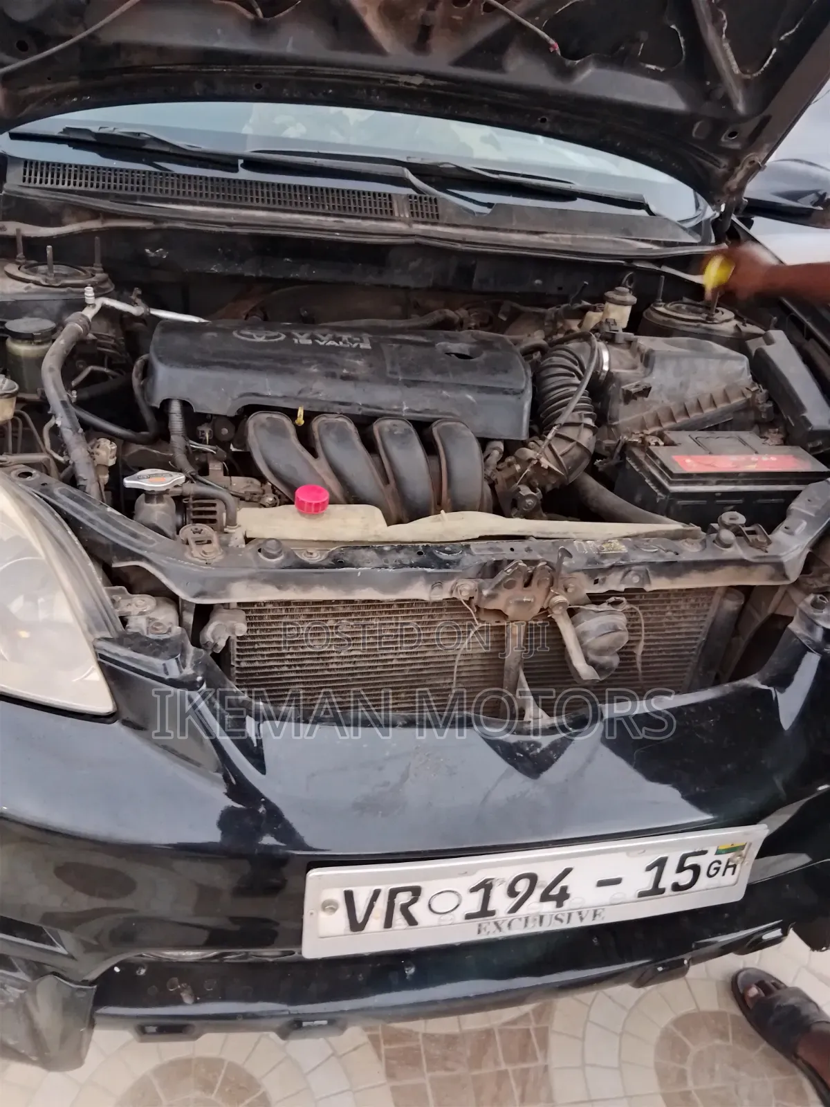 Toyota Matrix Hatchback FWD (1.8L 4cyl 5M) 2010 Black