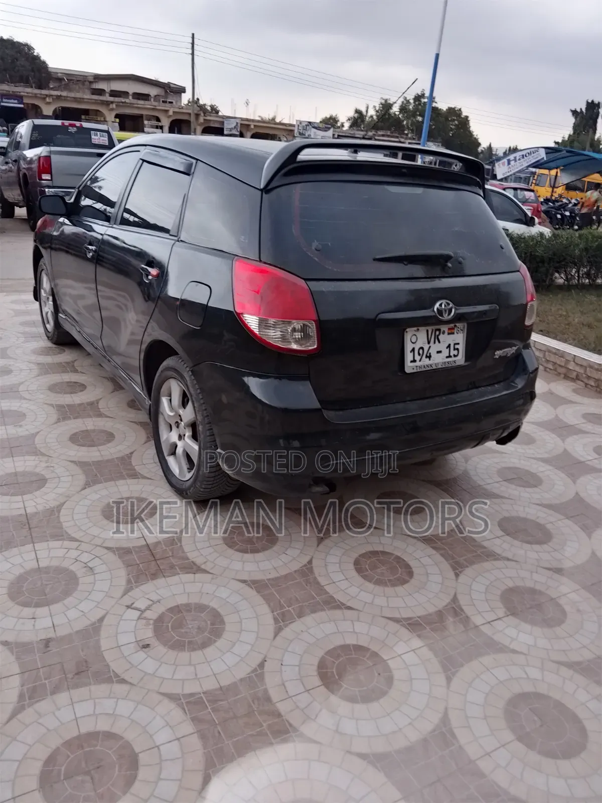 Toyota Matrix Hatchback FWD (1.8L 4cyl 5M) 2010 Black