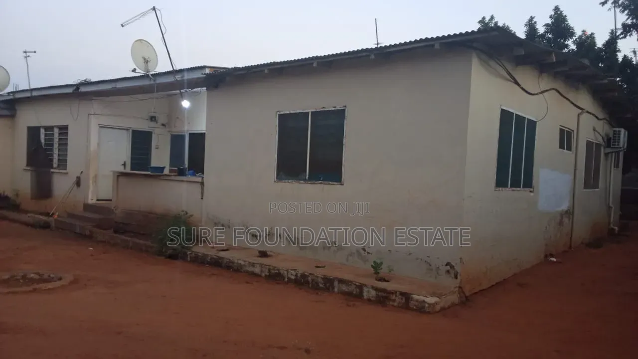 4bdrm House in Dansoman for sale