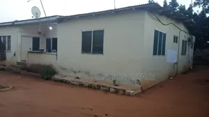 4bdrm House in Dansoman for sale