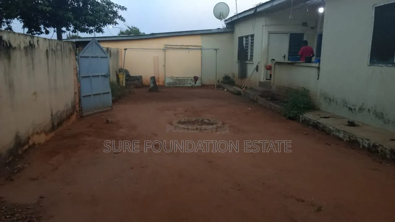 4bdrm House in Dansoman for sale
