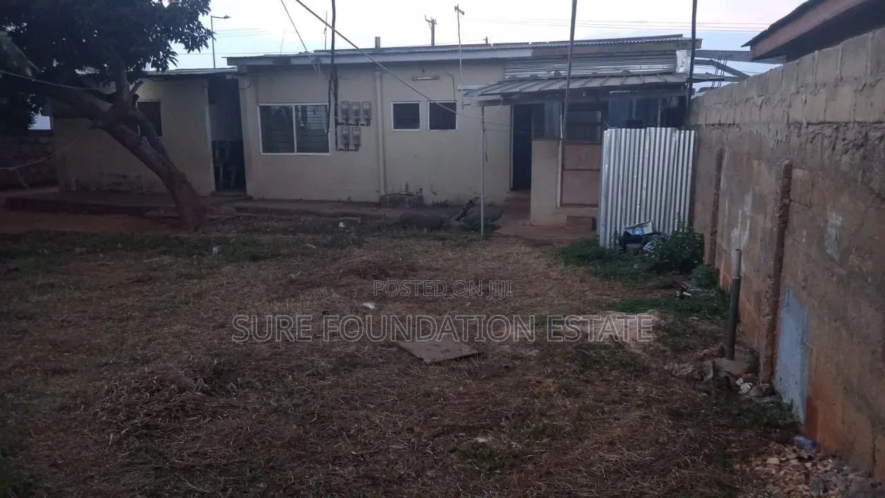 4bdrm House in Dansoman for sale