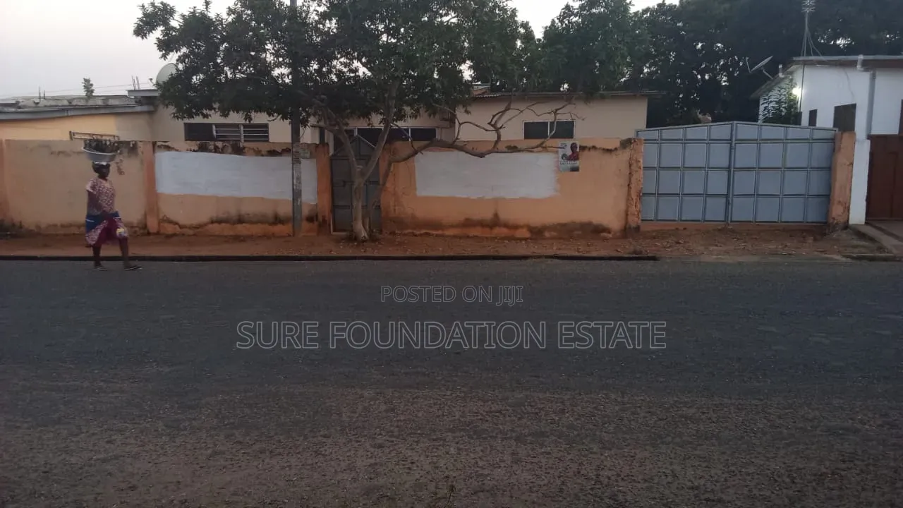 4bdrm House in Dansoman for sale