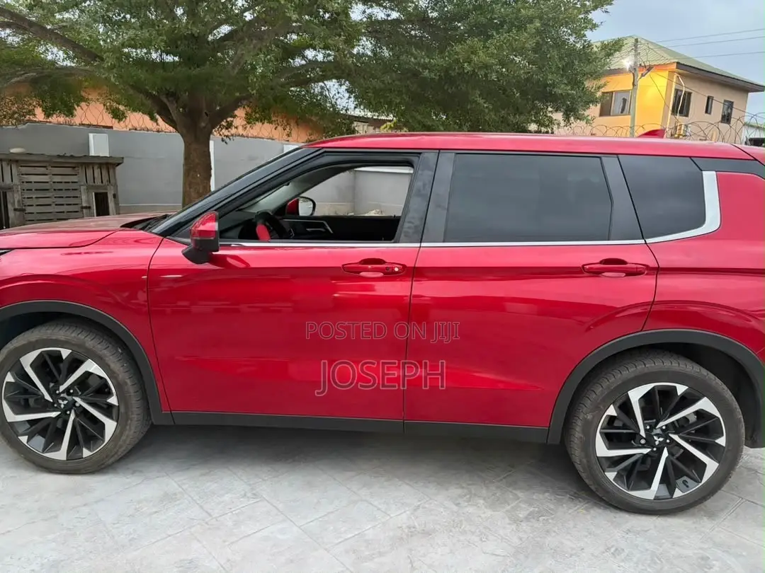 Mitsubishi Outlander 2.4 PHEV AWD 2022 Red