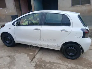 Toyota Yaris 2009 White