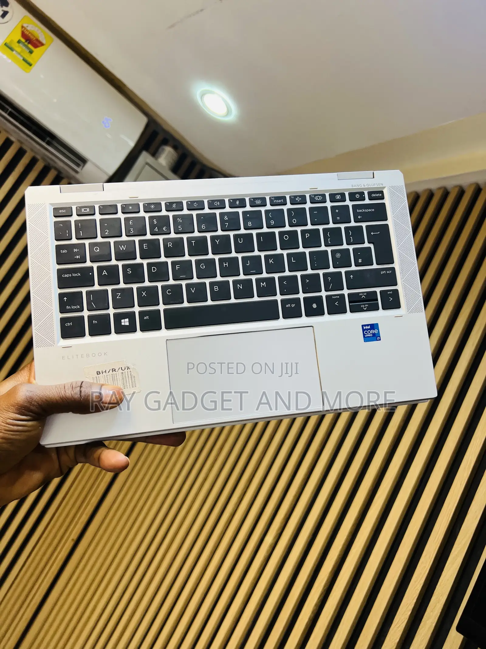 Laptop HP EliteBook x360 1030 G8 16GB Intel Core i7 SSD 512GB