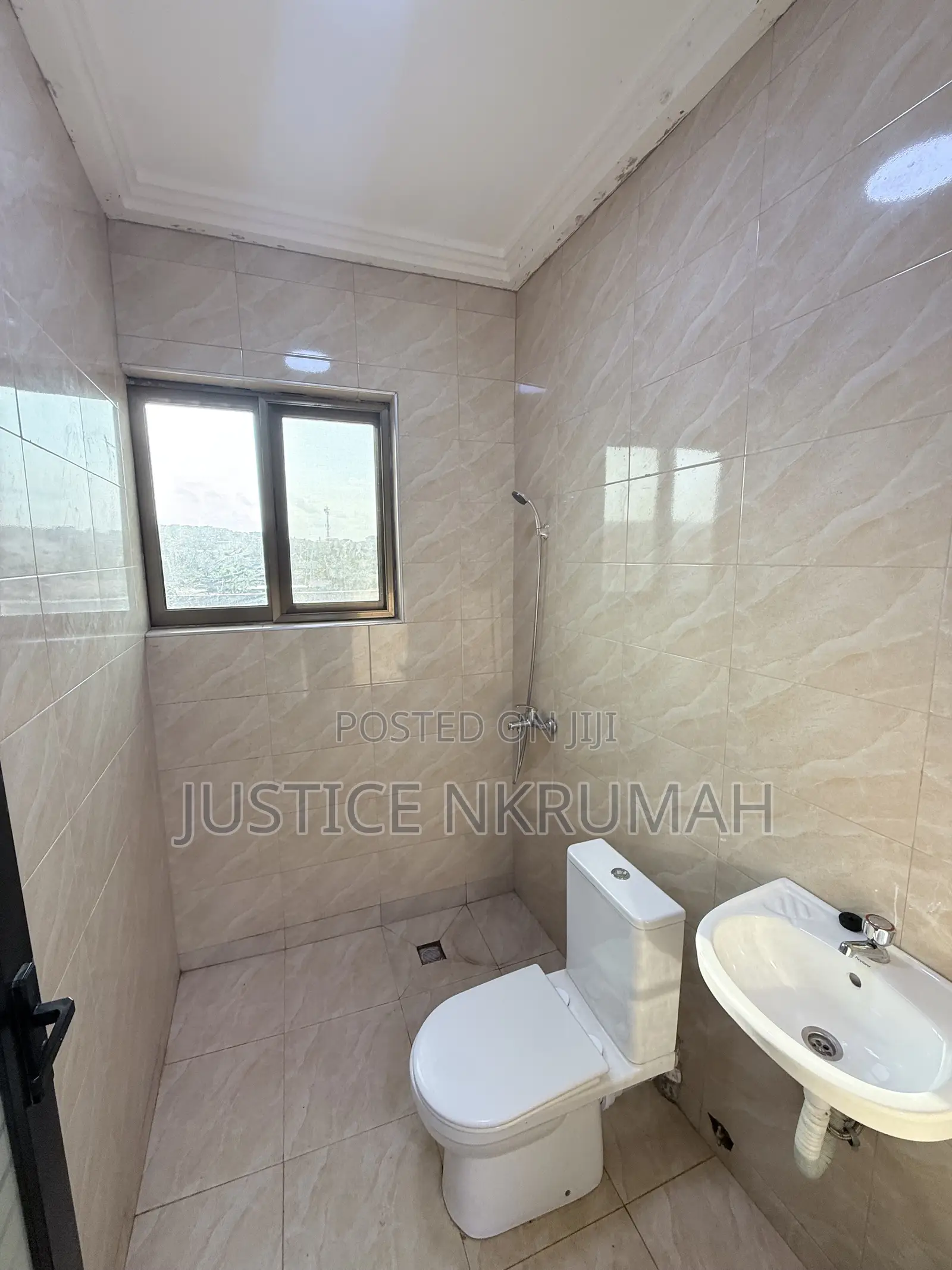 1bdrm Apartment in Mr Justice Estate, Old Barrier for rent