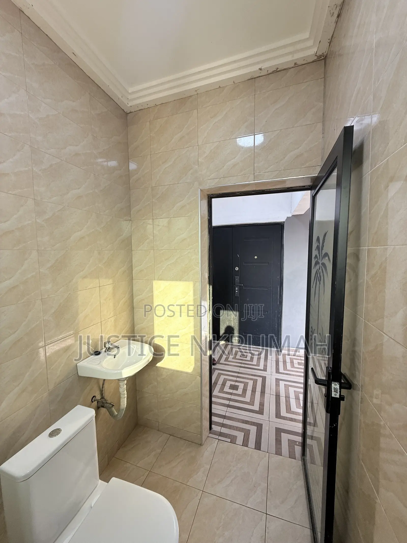 1bdrm Apartment in Mr Justice Estate, Old Barrier for rent