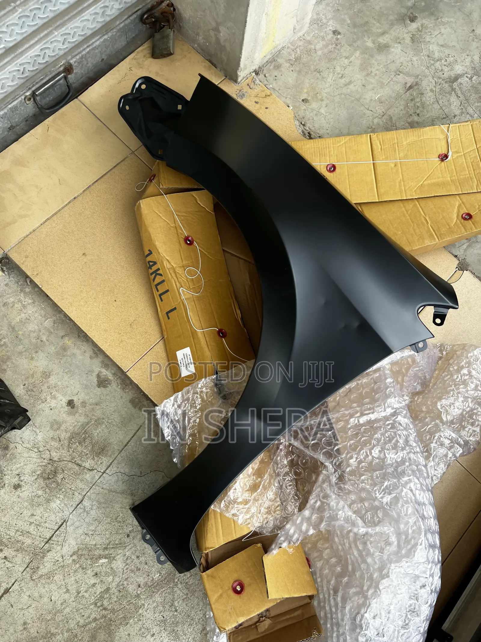 Toyota Corolla 2014-2019 Fender Left and Right ?
