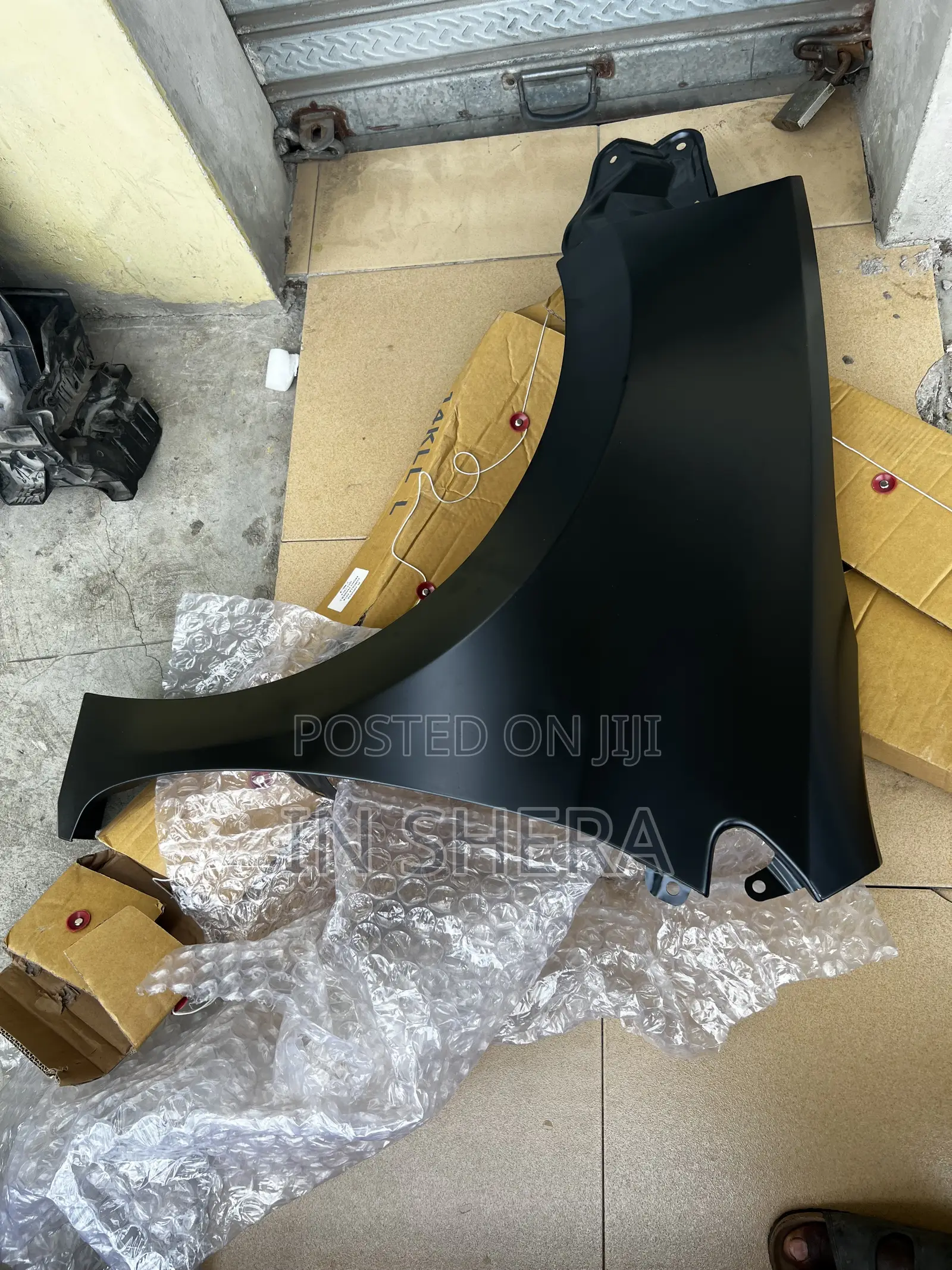 Toyota Corolla 2014-2019 Fender Left and Right ?
