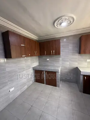 3bdrm Apartment in Mr Justice Estate, Bortiano for rent
