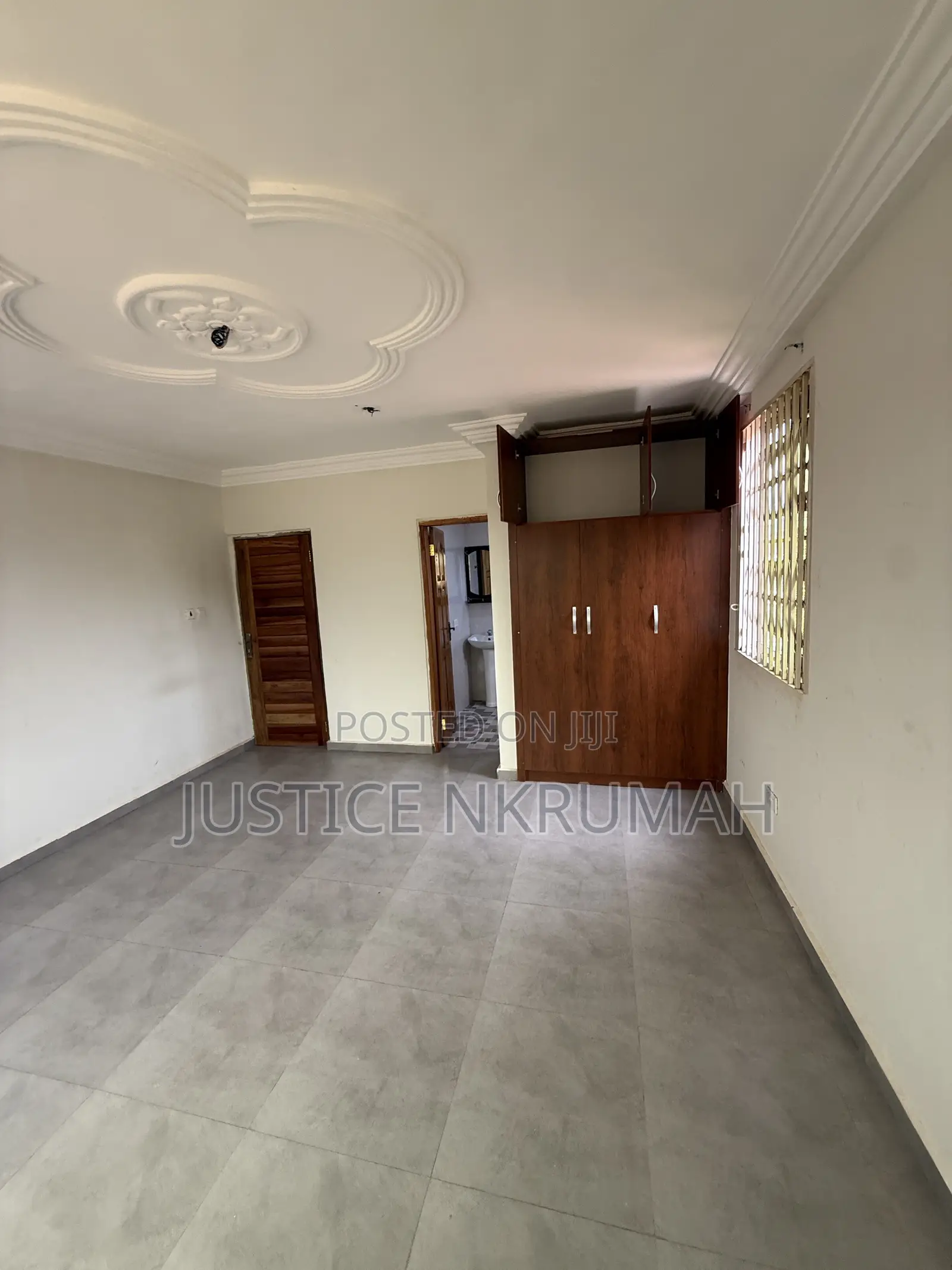 3bdrm Apartment in Mr Justice Estate, Bortiano for rent