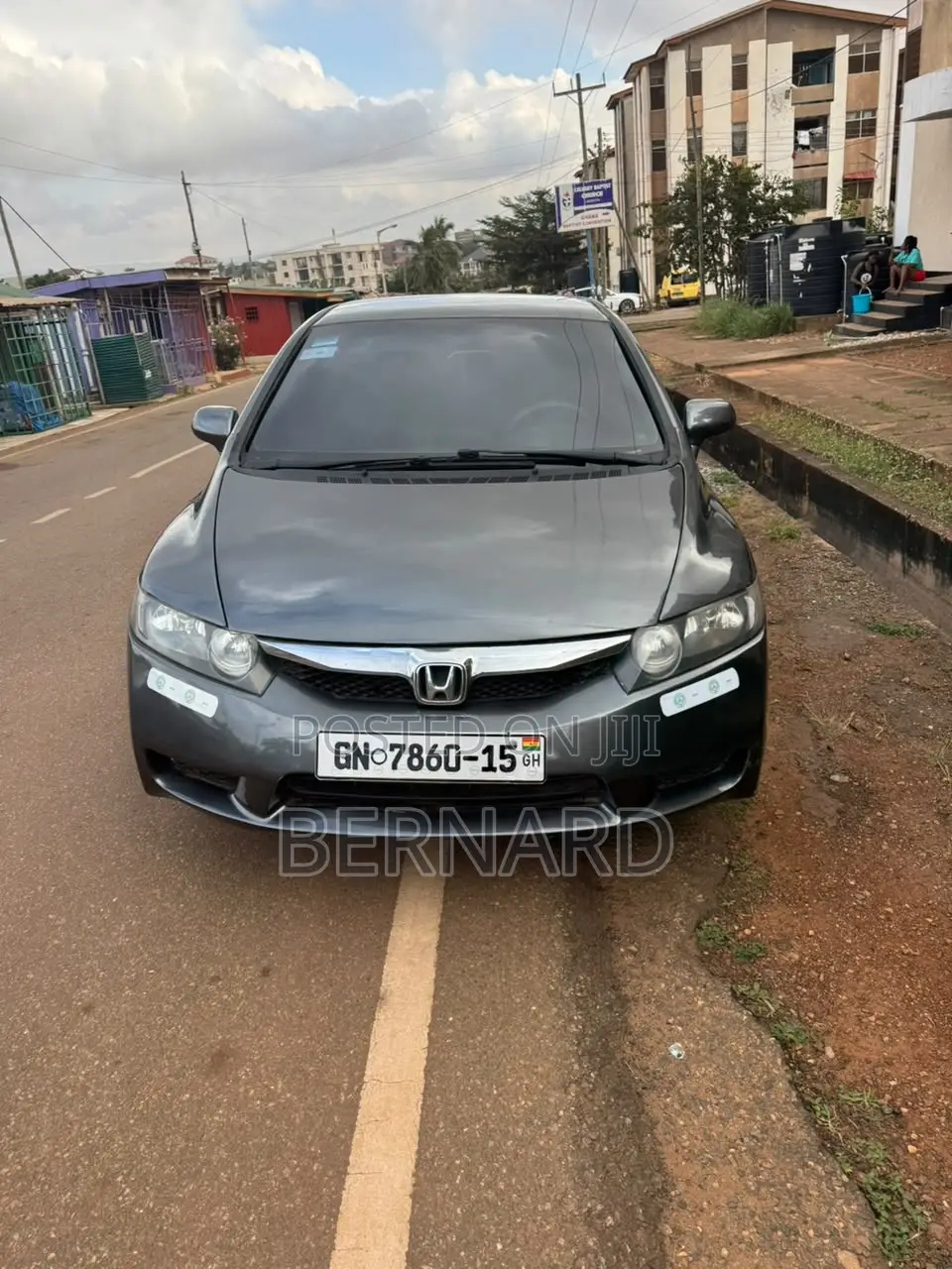 Honda Civic 1.8 5 Door Automatic 2010 Gray