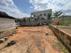 40ft by 90ft Plot for Sale