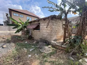 40ft by 90ft Plot for Sale