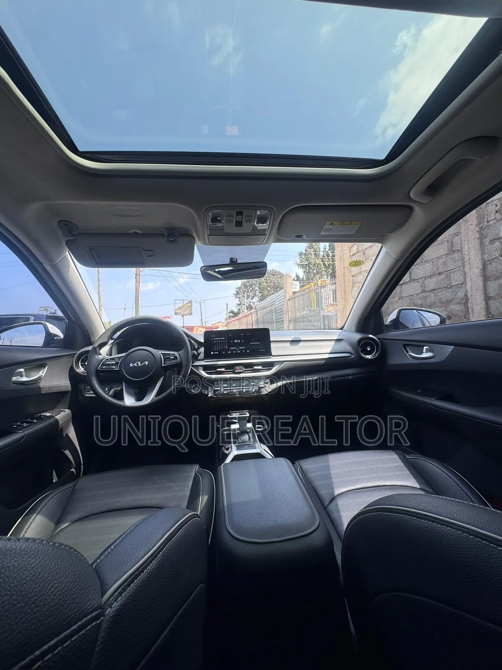 Kia K4 2025 White