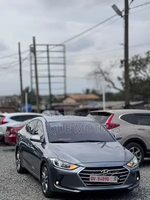 Hyundai Avante 2017 Gray