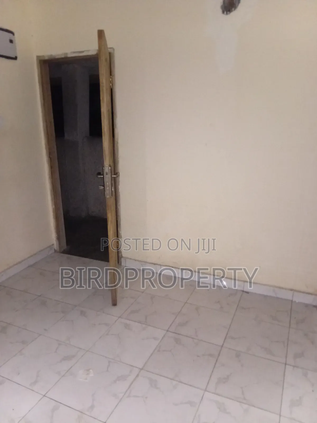 1bdrm Apartment in Bird-Group, Bawaleshie for rent