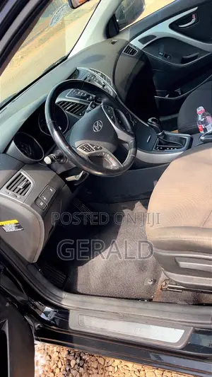Hyundai Elantra 2016 Black