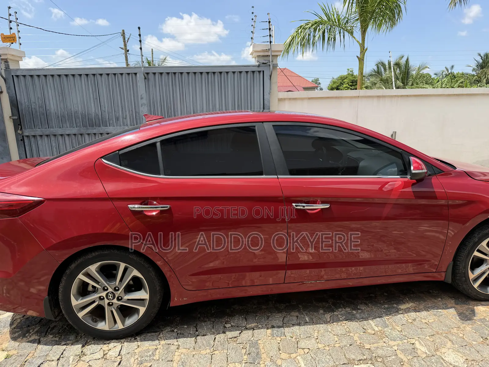 Hyundai Elantra Limited Sedan FWD (2.0L 4cyl 6A) 2017 Red