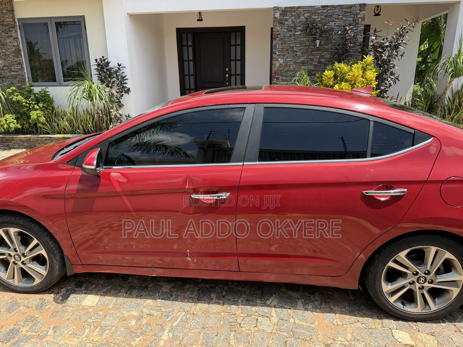Hyundai Elantra Limited Sedan FWD (2.0L 4cyl 6A) 2017 Red
