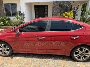 Hyundai Elantra Limited Sedan FWD (2.0L 4cyl 6A) 2017 Red