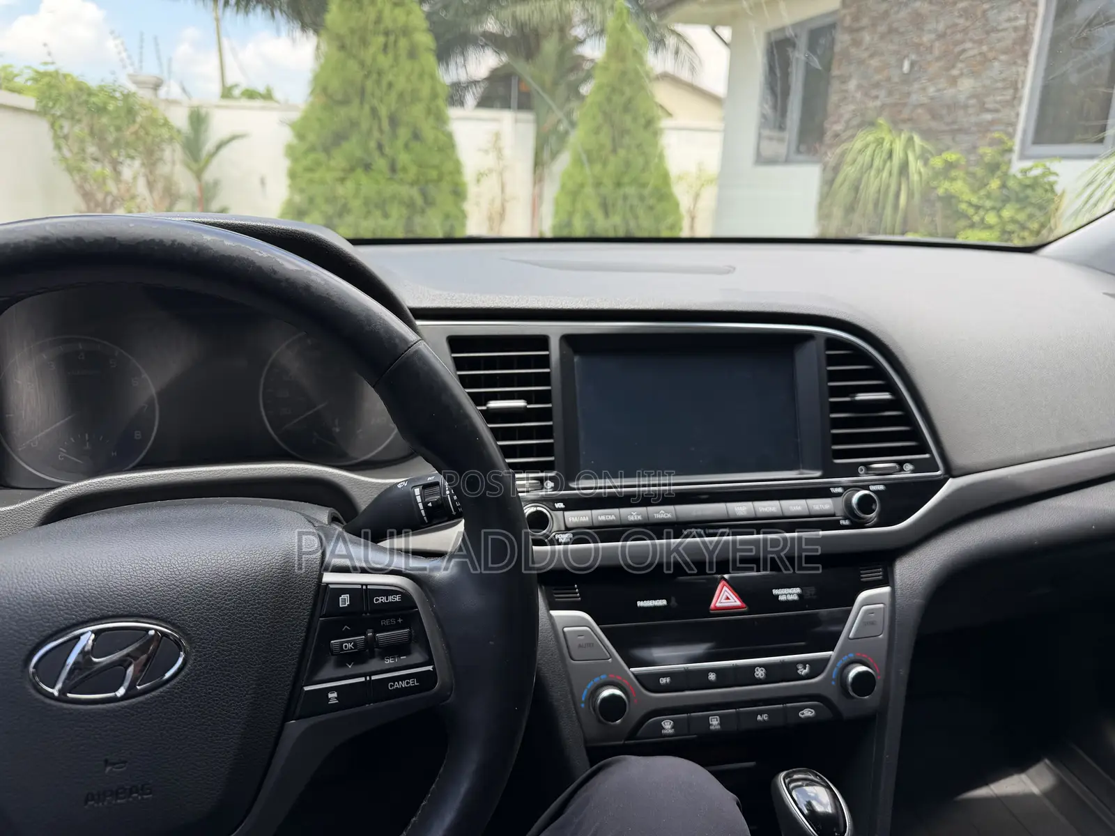 Hyundai Elantra Limited Sedan FWD (2.0L 4cyl 6A) 2017 Red