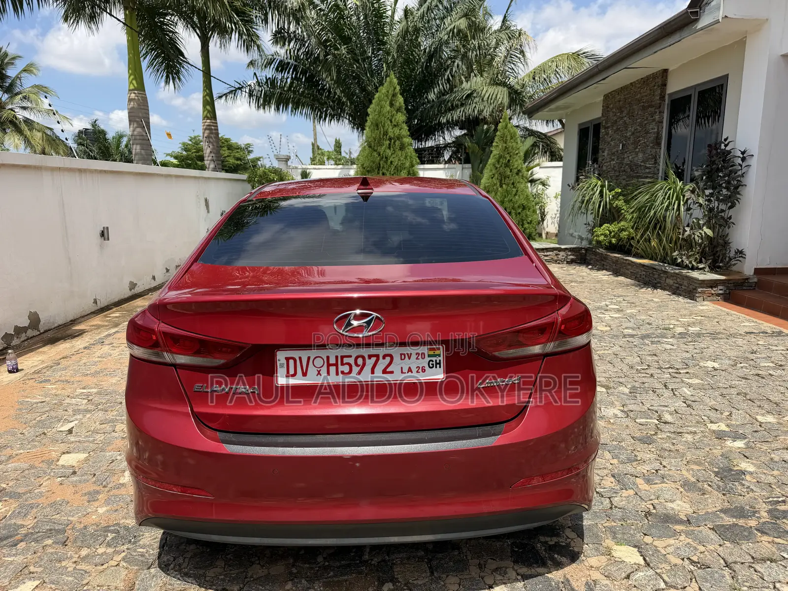 Hyundai Elantra Limited Sedan FWD (2.0L 4cyl 6A) 2017 Red