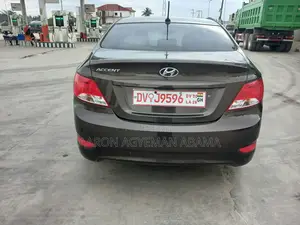 Hyundai Accent SE Sedan 2016 Brown