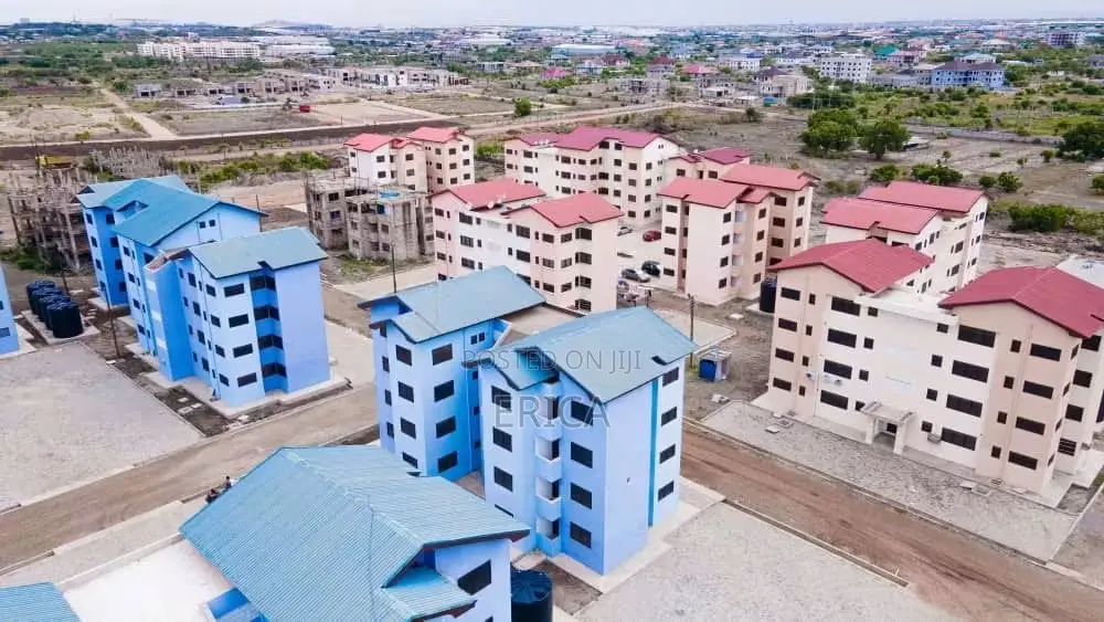 2bdrm Block of Flats in Community 25 for sale