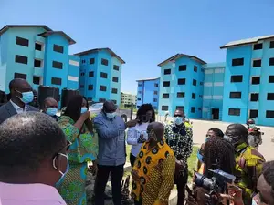 2bdrm Block of Flats in Community 25 for sale