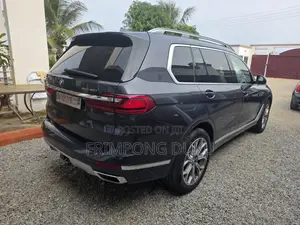 BMW X7 xDrive40i 2022 Gray