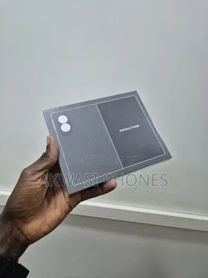 New Samsung Galaxy Z Fold8 256 GB Black