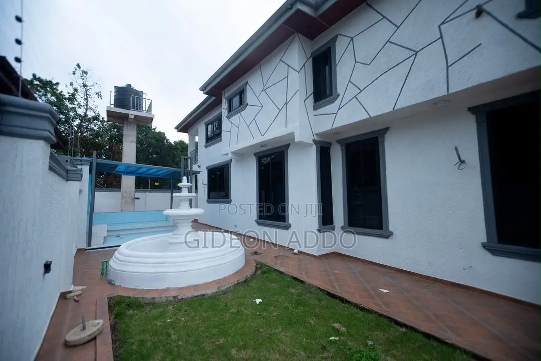 4bdrm Mansion in Giver Estate, Ejisu-Juaben Municipal for sale