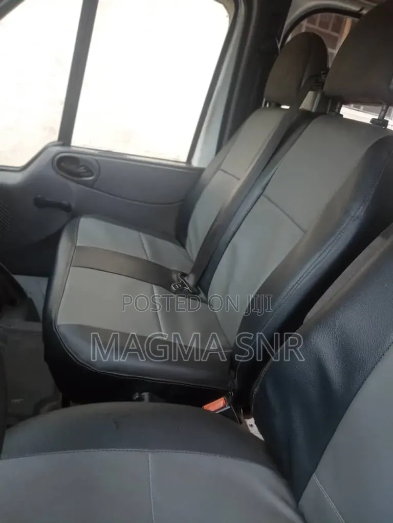 Ford Transit 2022 White