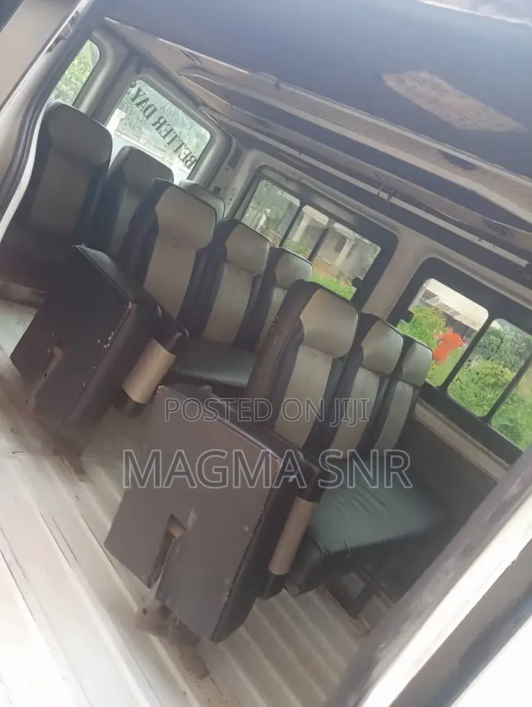 Ford Transit 2022 White