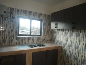 2bdrm Apartment in Alloway, Tsui-Bleoo for rent