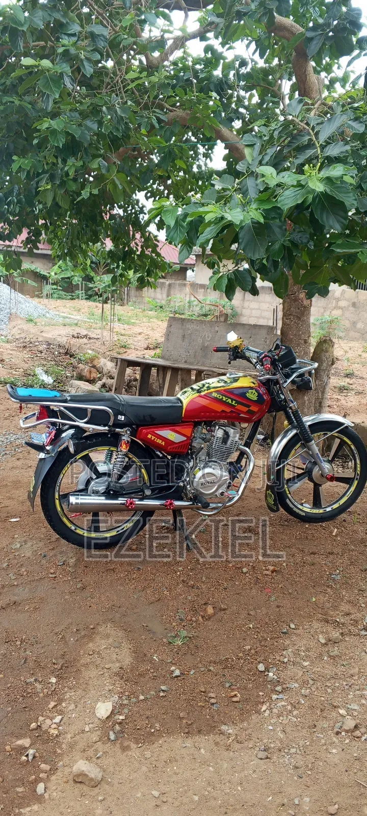 Royal RY125 2026 Red