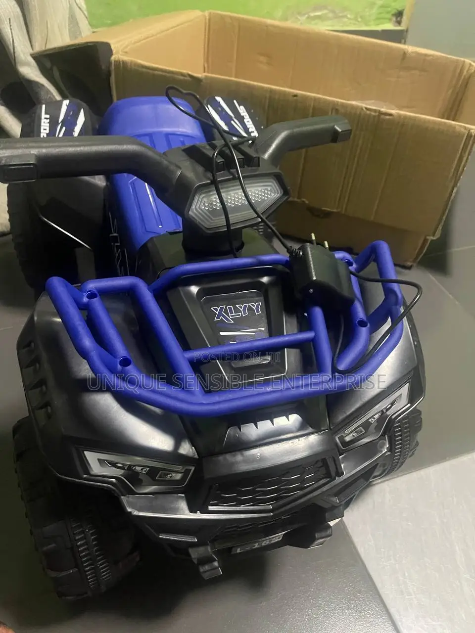 4 Wheel Kids Battery Powered Electric Car