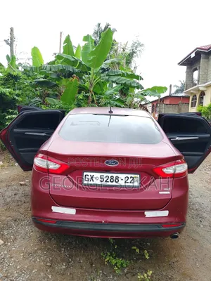Ford Fusion SE 2013