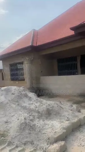 4bdrm House in Ejisu Ampabame for sale