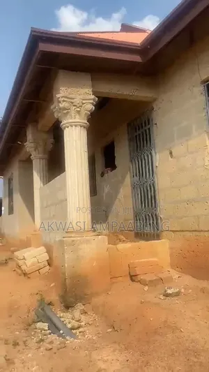 4bdrm House in Ejisu Ampabame for sale