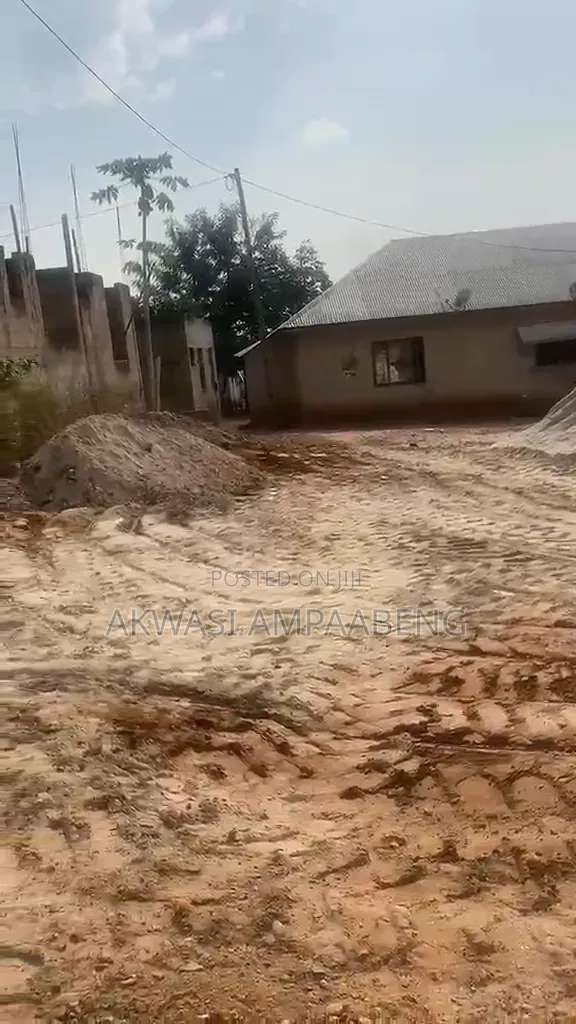 4bdrm House in Ejisu Ampabame for sale